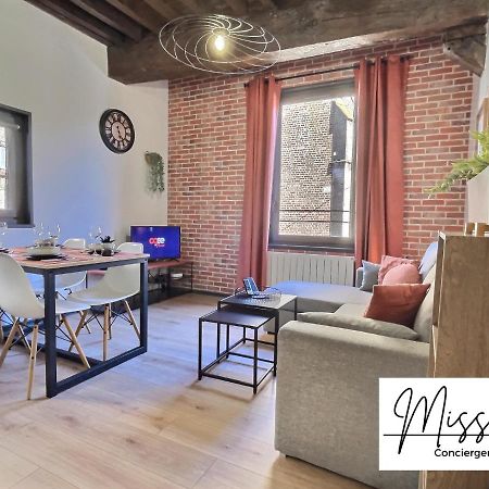 "La Fenetre Sur Le Marche" De Miss.K Conciergerie Apartment Châtillon-sur-Chalaronne Екстериор снимка