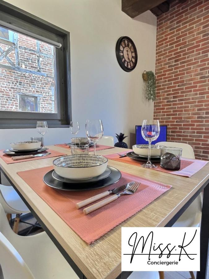 "La Fenetre Sur Le Marche" De Miss.K Conciergerie Apartment Châtillon-sur-Chalaronne Екстериор снимка
